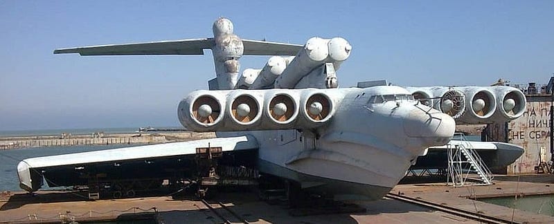 Ekranoplan MD-160: A groundbreaking design in military aviation.